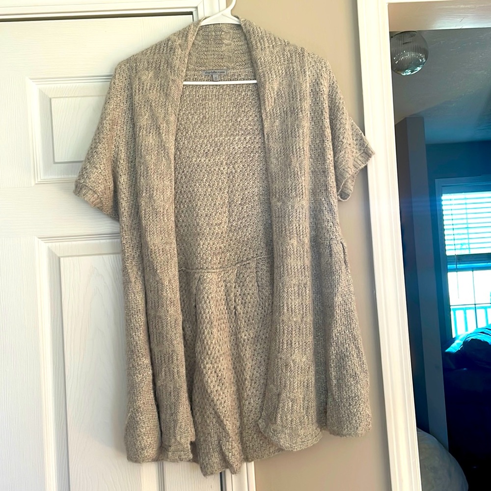 Charlotte Russe Gray Short Sleeve Cardigan Size Medium